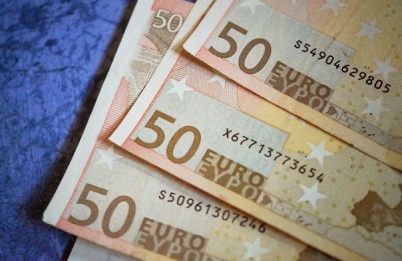 sostegno-alle-imprese-credito-imposta-affitti-emergenza-covid19-imprenditori-negozi